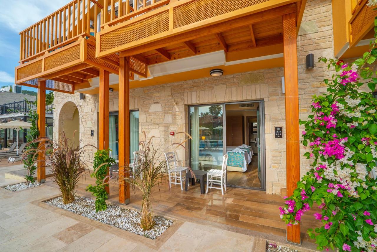 Dalyan Live Spa Hotel ภายนอก รูปภาพ